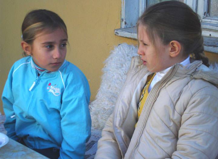 TV Filmi ‘Ece ile Neşe’