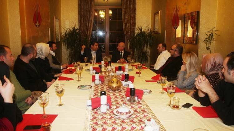Esenler Belediye Başkanı Tevfik Göksu, Radyo 7'yi Ağırladı