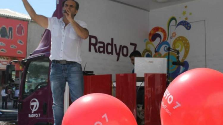 Esenlerde Radyo 7 Çoşkusu