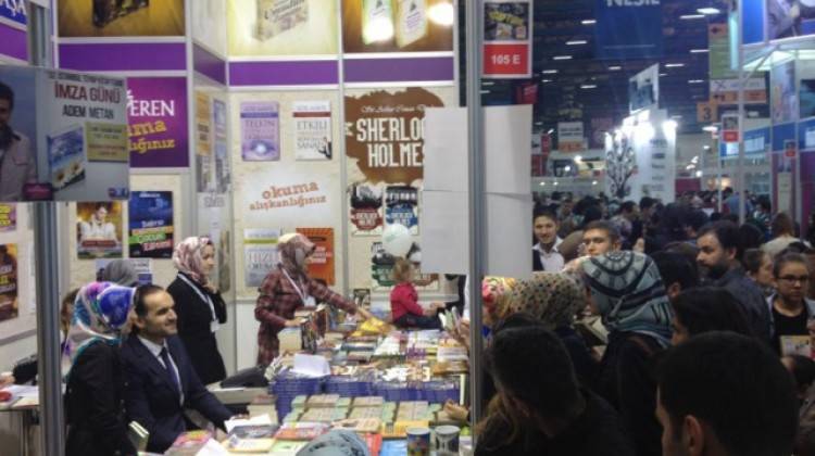 Radyo 7 Tüyap'taydı