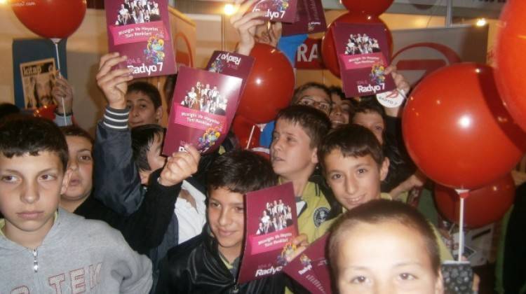 Radyo 7 Tüm Renkleriyle Kocaeli Kitap Fuarı'ndaydı