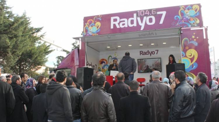 Radyo 7'yle Umut'un Zamanı Gaziosmanpaşa Meydanı'ndaydı