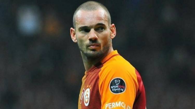 Sneijder'den F.Bahçe'ye mesaj!