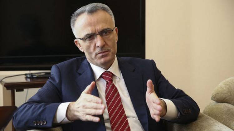  Maliye Bakanı Ağbal'dan flaş vergi indirimi açıklaması
