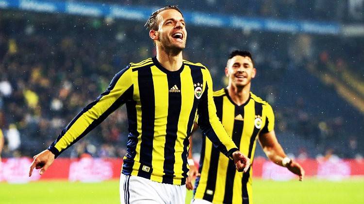 Avrupa'da manşetler Fenerbahçeli Soldado!