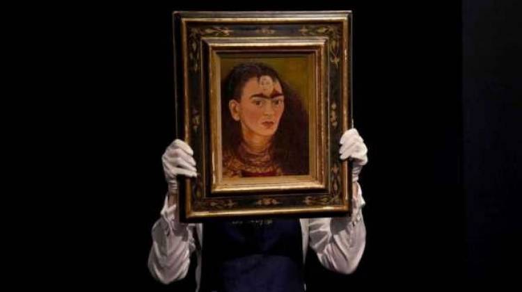  Frida Kahlo'nun otoportresi rekor fiyata satıldı