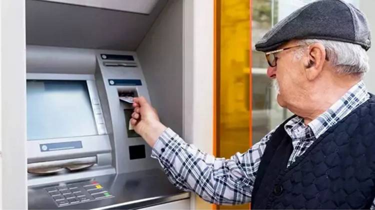 Emeklilikte yeni uygulama! AK Parti'den resmi açıklama: 'Yaş ve primler değişecek'