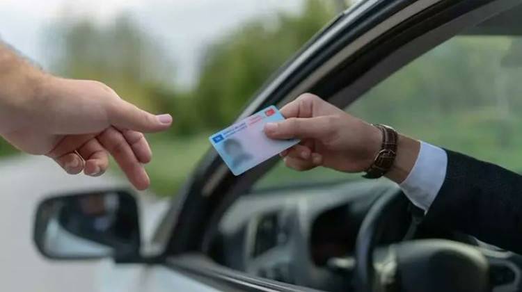 Eski Tip Ehliyetler 31 Temmuz’da Geçerliliğini Yitiriyor