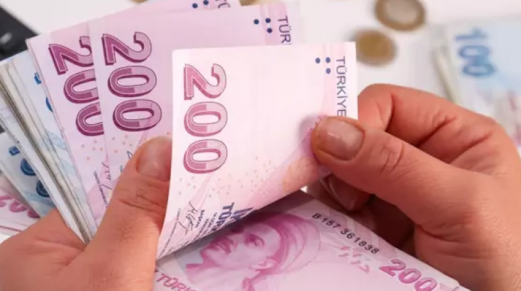  AK Partili Vekillerden Asgari Ücret İçin 6 Ayda Bir Zam Talebi