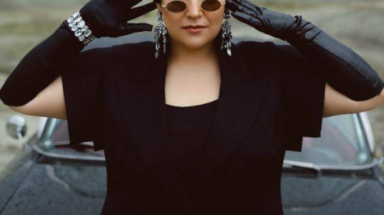  Tuğçe Kandemir’in sonbahara damga vuracak yeni şarkısı “Bari” dijital platformlarda yerini aldı!